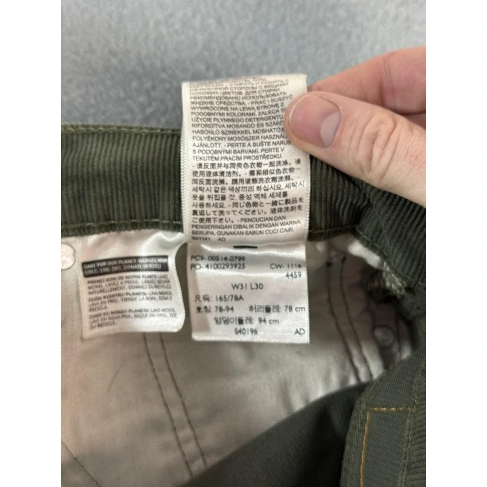 Levi's 514 Pants Mens 31x30 Green Regular Fit Corduroy Khakis Casual 5-Pocket